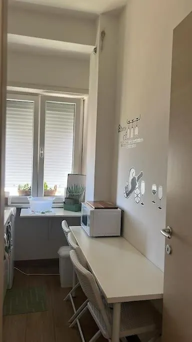 Grazioso Appartamento Tiburtina - 3 Bedrooms Rome 0*,  Italy