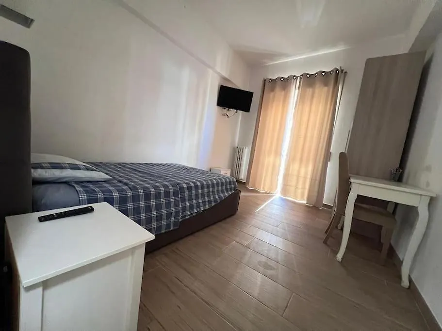 Grazioso Appartamento Tiburtina - 3 Bedrooms Rome