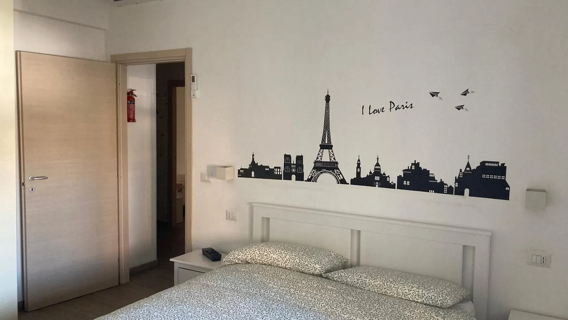 Apartment Grazioso Appartamento Tiburtina - 3 Bedrooms Rome