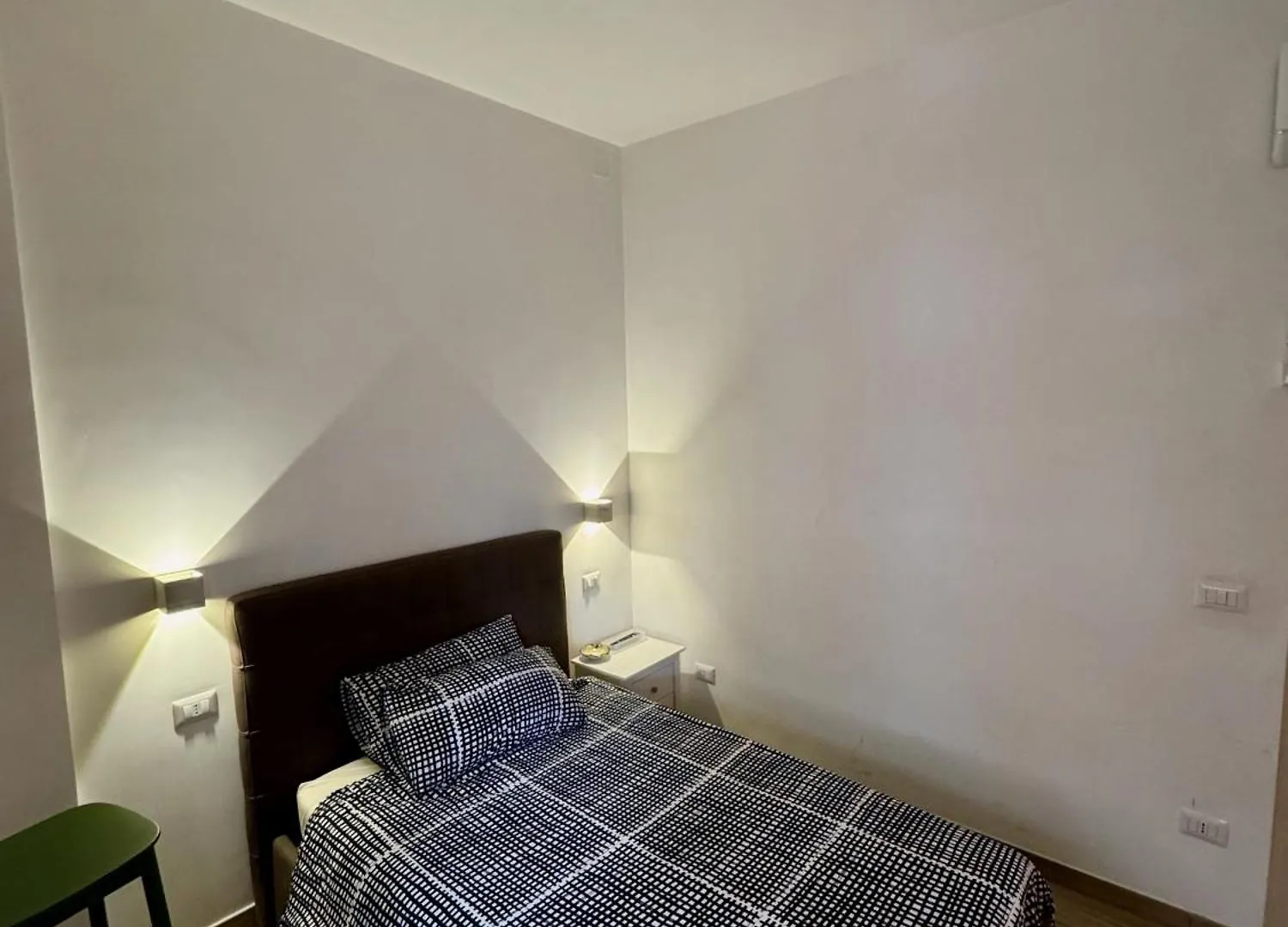Grazioso Appartamento Tiburtina - 3 Bedrooms Rome 0*,