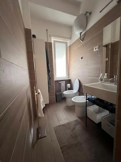 Apartment Grazioso Appartamento Tiburtina - 3 Bedrooms Rome