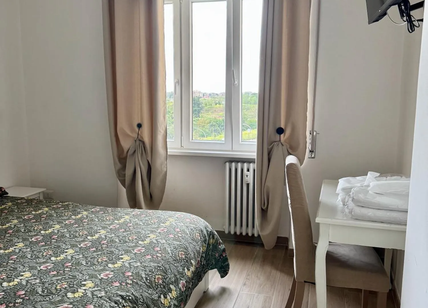 Apartment Grazioso Appartamento Tiburtina - 3 Bedrooms Rome
