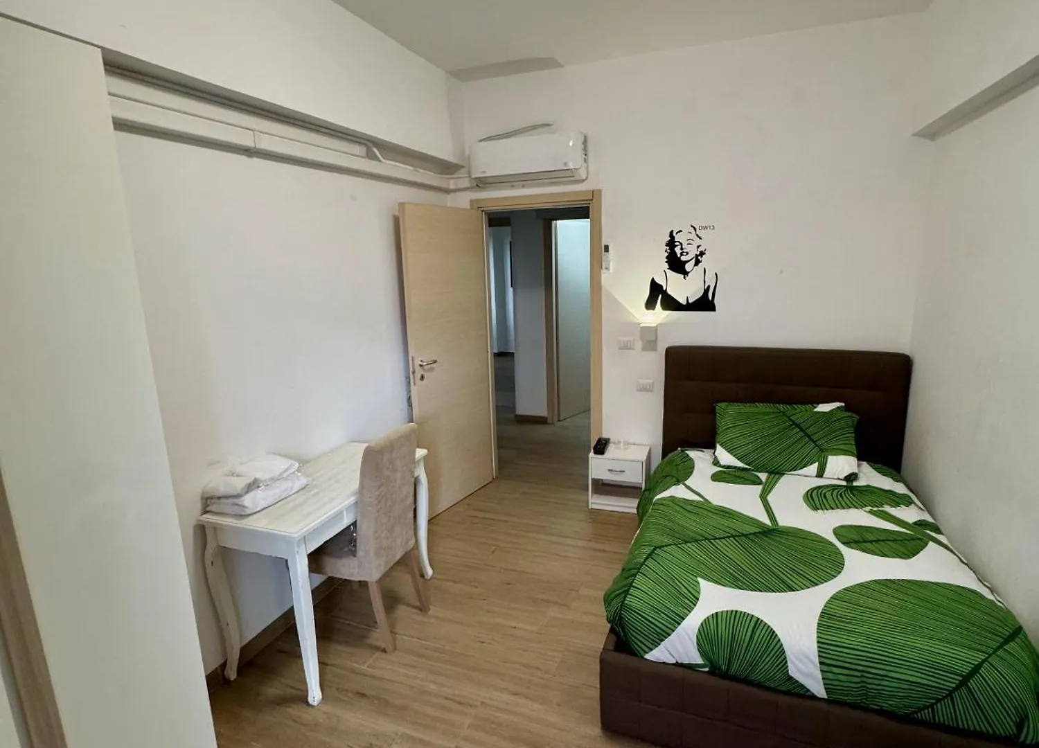 Apartment Grazioso Appartamento Tiburtina - 3 Bedrooms Rome